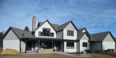 Large House — Sheridan, WY — Clemens Exteriors Inc Large House — Sheridan, WY — Clemens Exteriors Inc