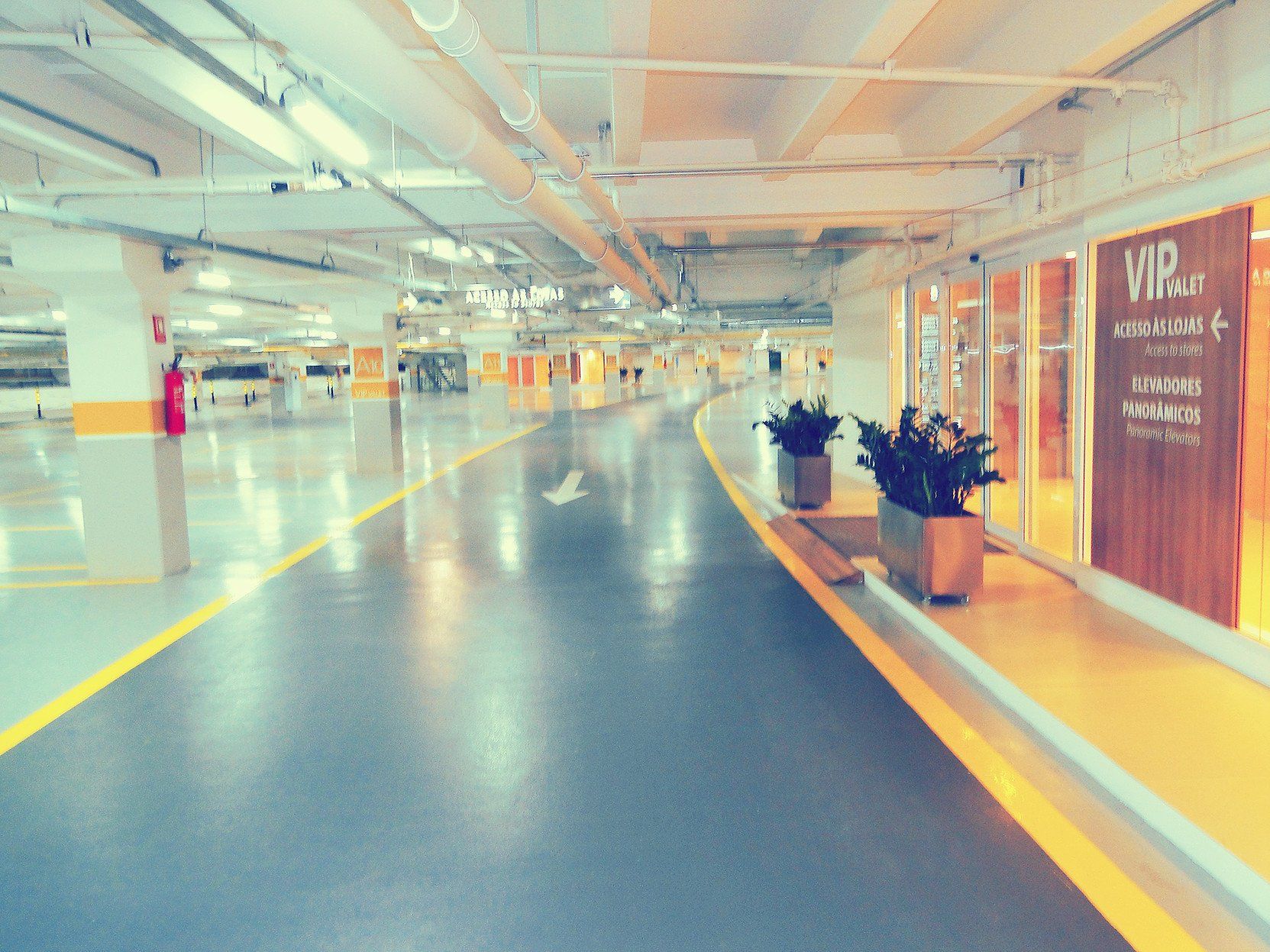 Shopping Village Mall