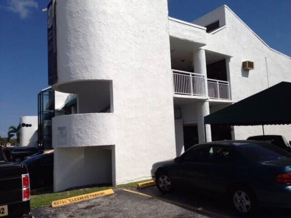 exterior painting contractor near me in broward