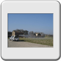 intervento di disinfezione di un campo