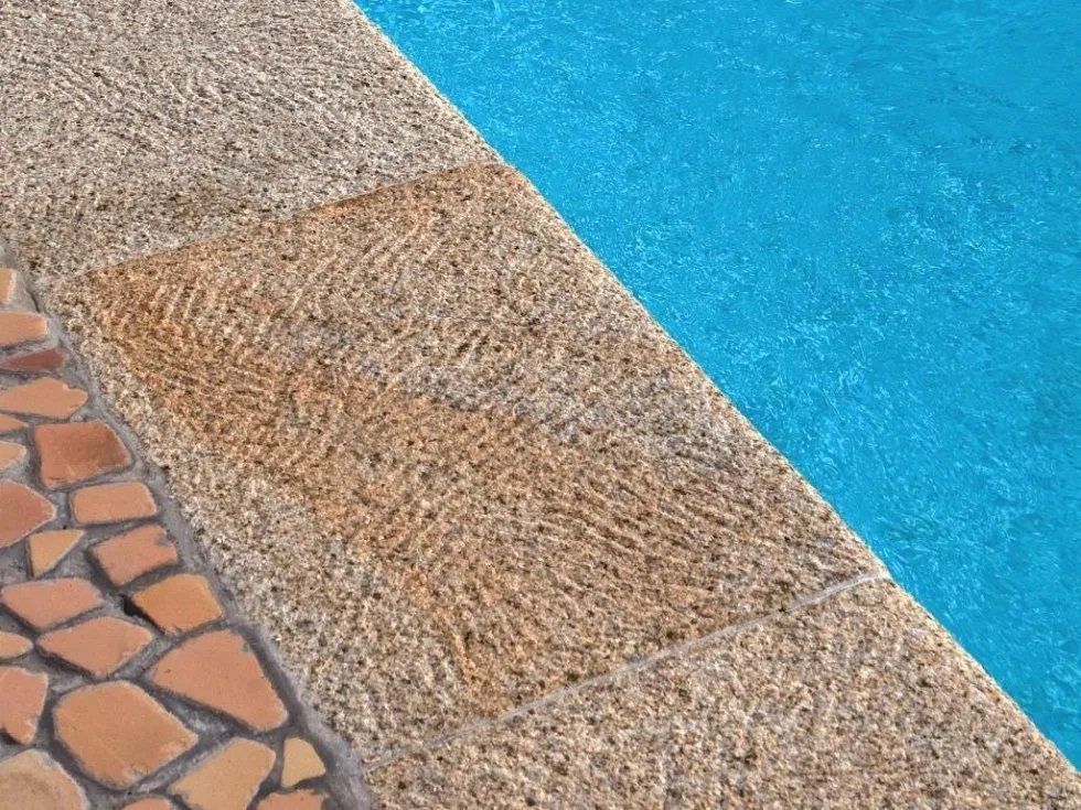 Bordo piscina