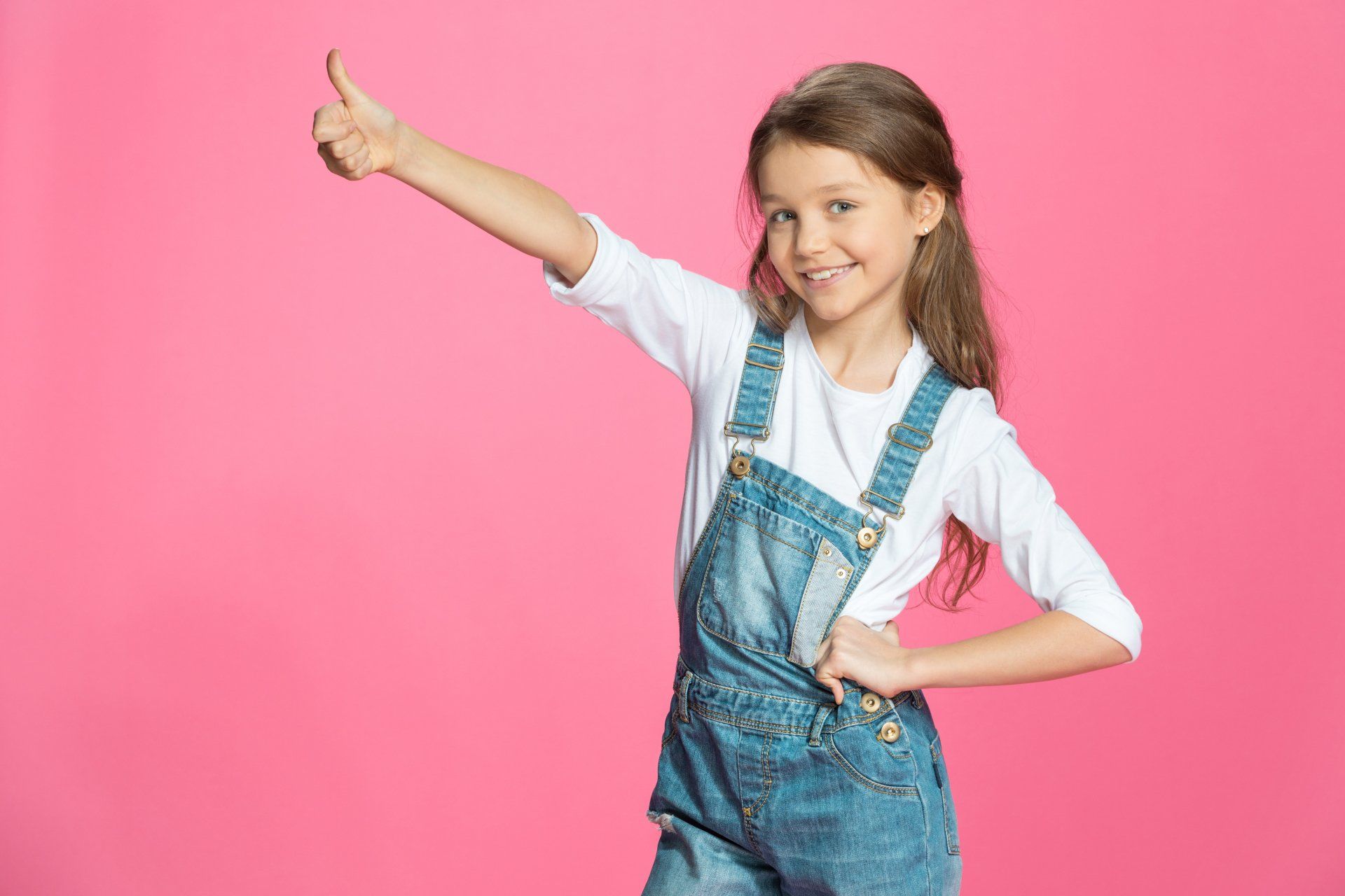 Girl giving a thumbs up