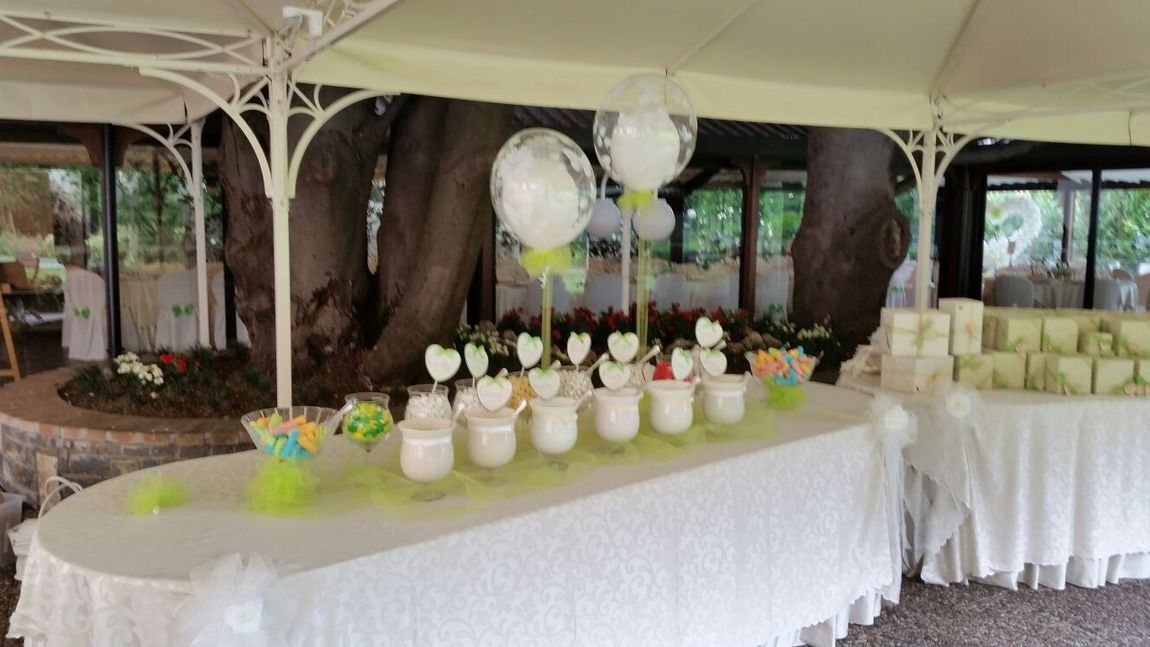 sala ricevimenti allestita per una festa di compleanno