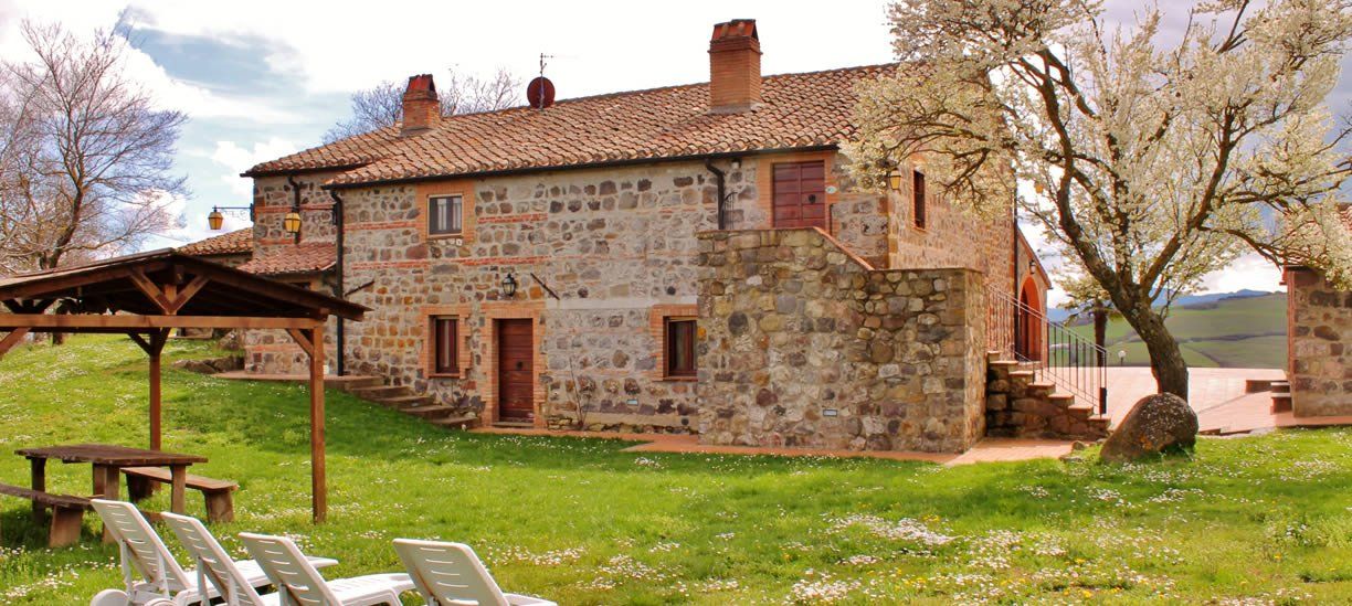 Agriturismo con piscina e giardino a Radicofani Toscana - Podere Casano