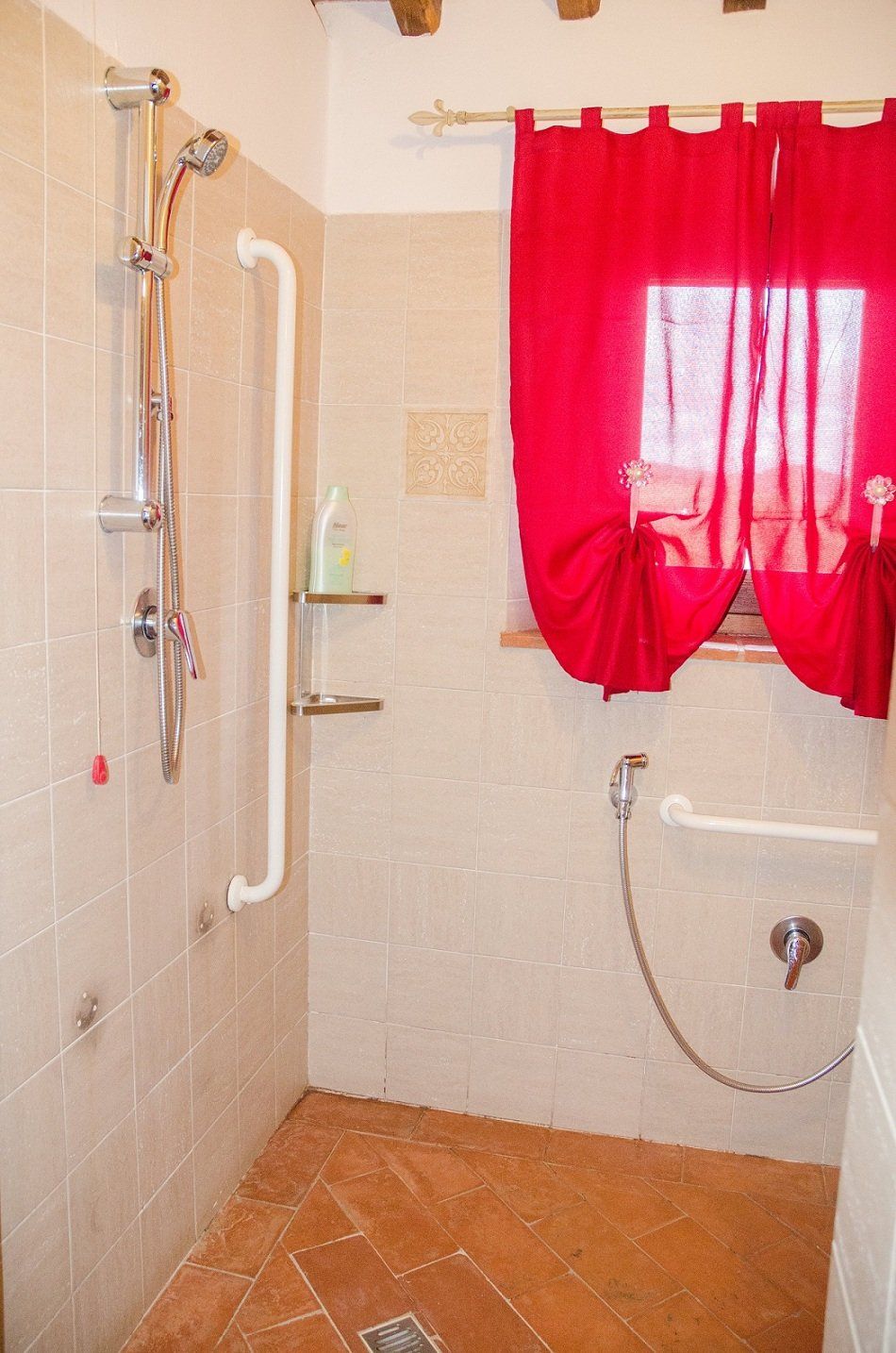 bagno dell'alloggio per vacanze in Toscana
