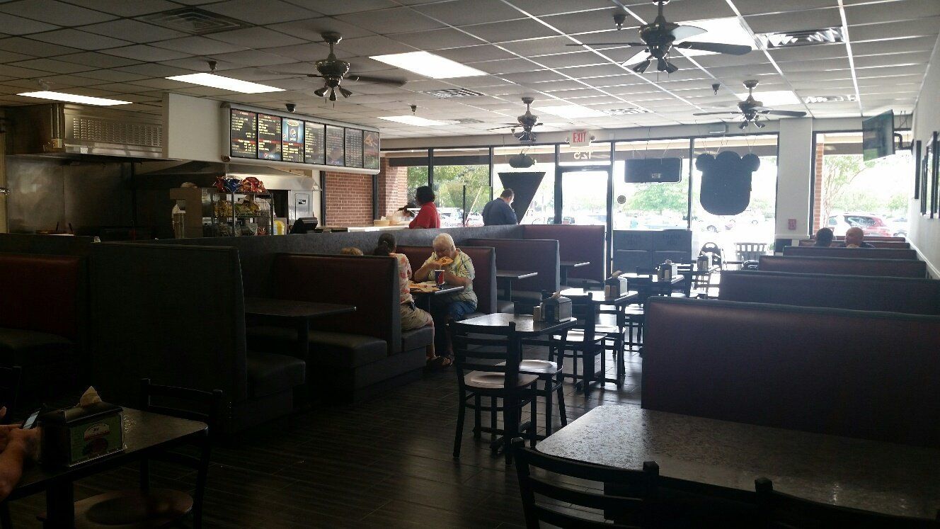 interior of Michaelangelo's of Greenville