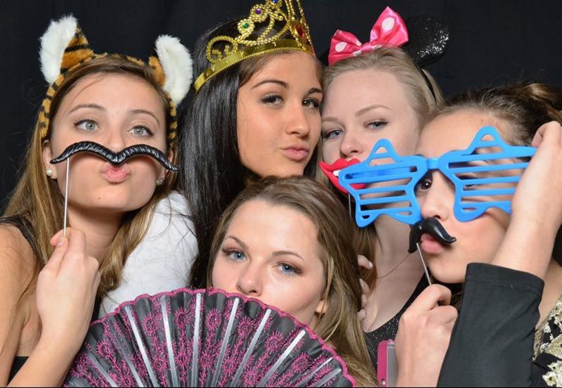 Sweet 16 Open Air Photo Booth Bristol CT
