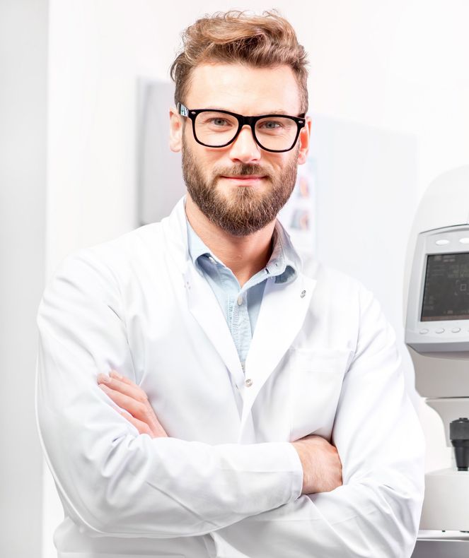 Eye Doctor — Youngstown, OH — Union Eyes Optical Inc