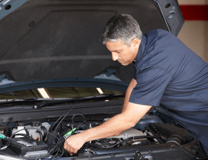 Fixing a Car - Auto Repair Fixing a Car - Auto Repair
