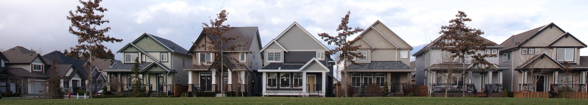 A row of residential Houses