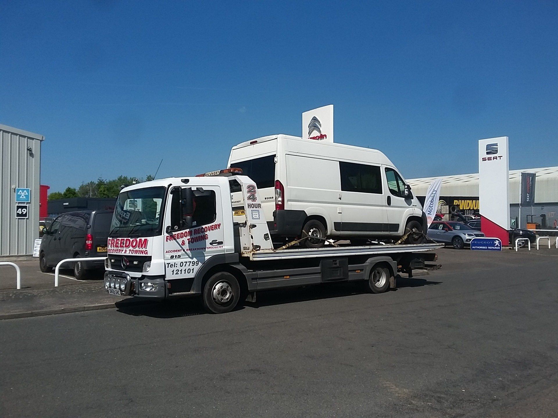 Freedom Recovery & Towing 11