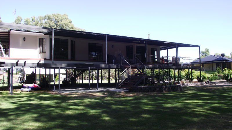 modular house on stilts