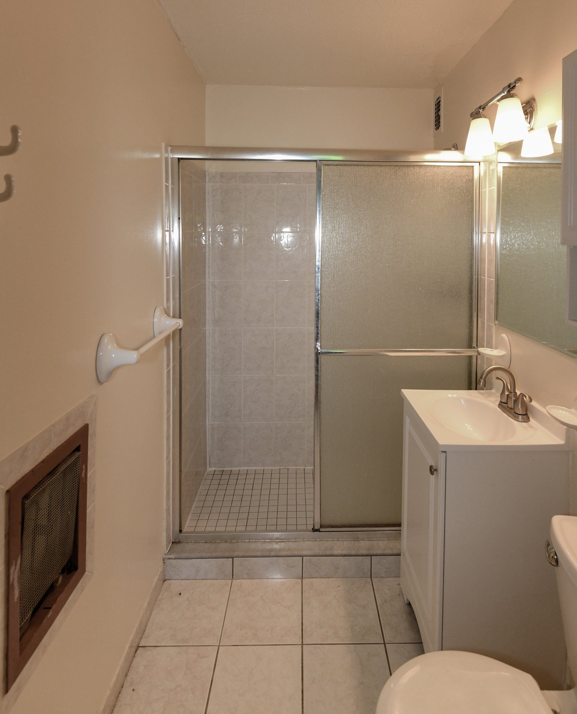 Park Royal Bathroom