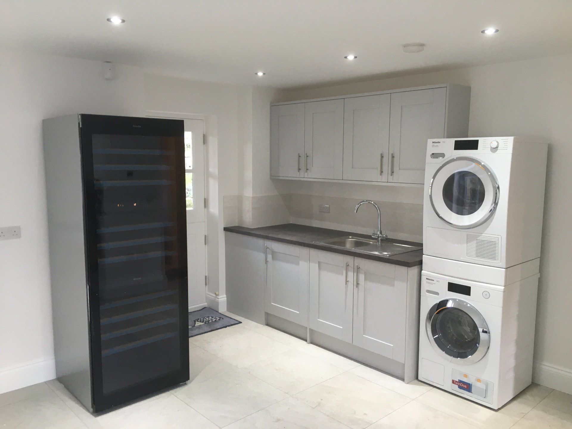 Garage conversion laundry area in Longworth