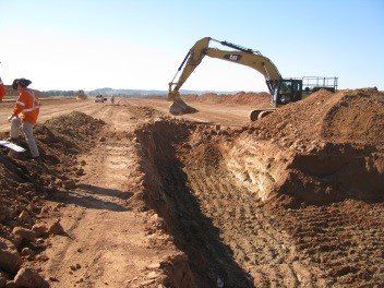 tomingley photo with excavator