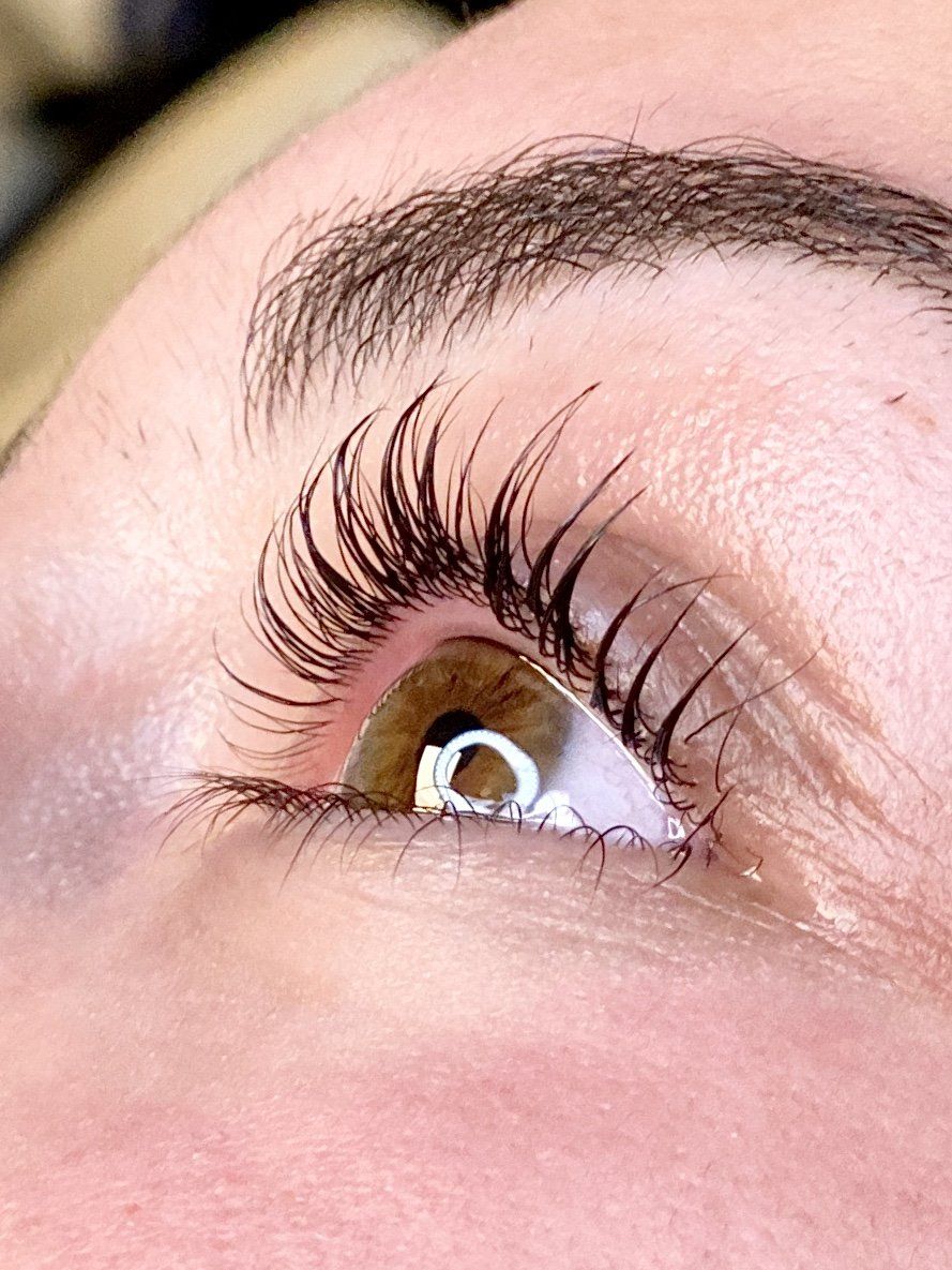 Wimpernlifting / Lashlifting / Wimpernlaminierung / Wimpern Chur / Wimpernverlängerung / Eyelash / lashextensions / Lashes / Browlift