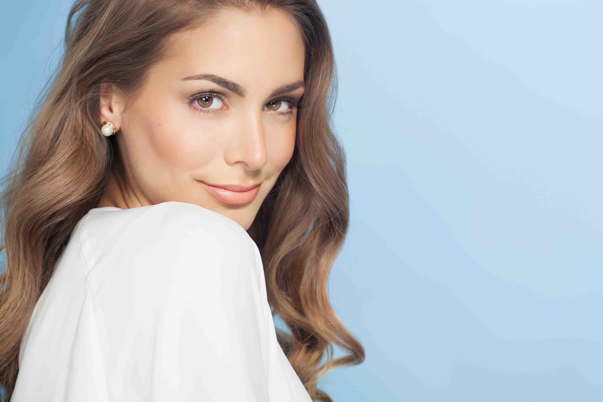 Discover the power of SkinMedica chemical peels, offering innovative solutions for a youthful, glowing appearance.