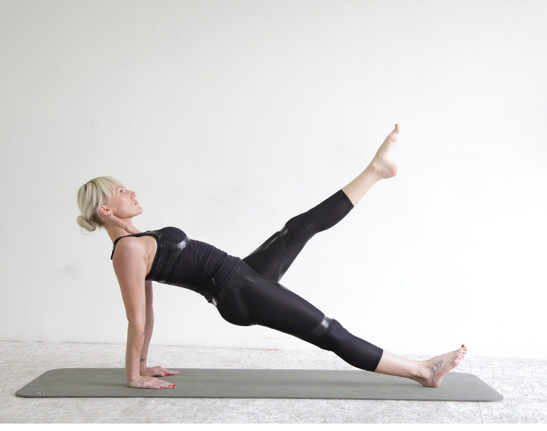 Dr. Mantor's Wrinkle and Weight Solutions, LLC - Westerville, Oh - Medical spa - weight management
