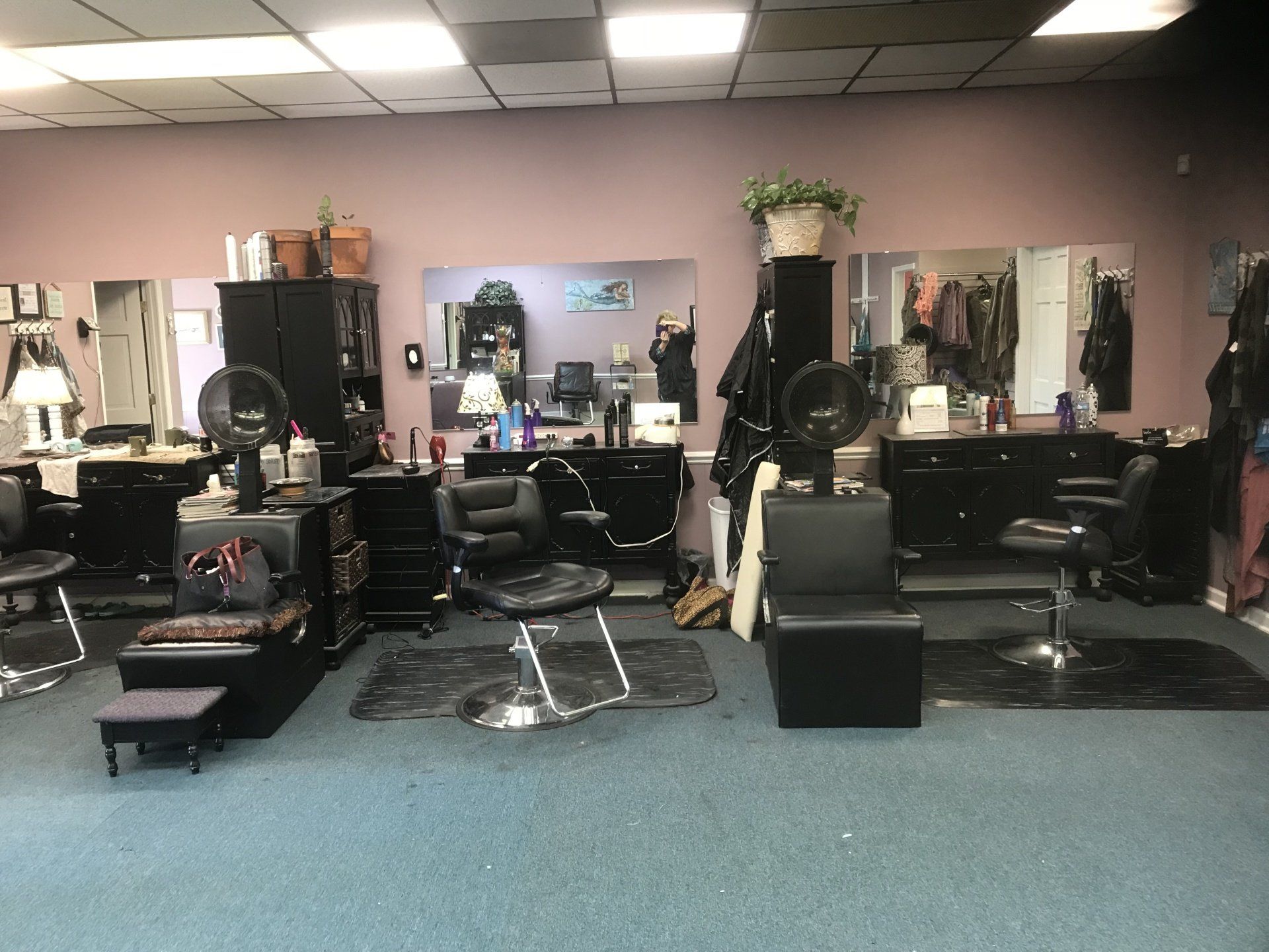 mermaid salon main