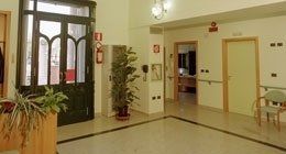 interno della casa di riposo per anziani