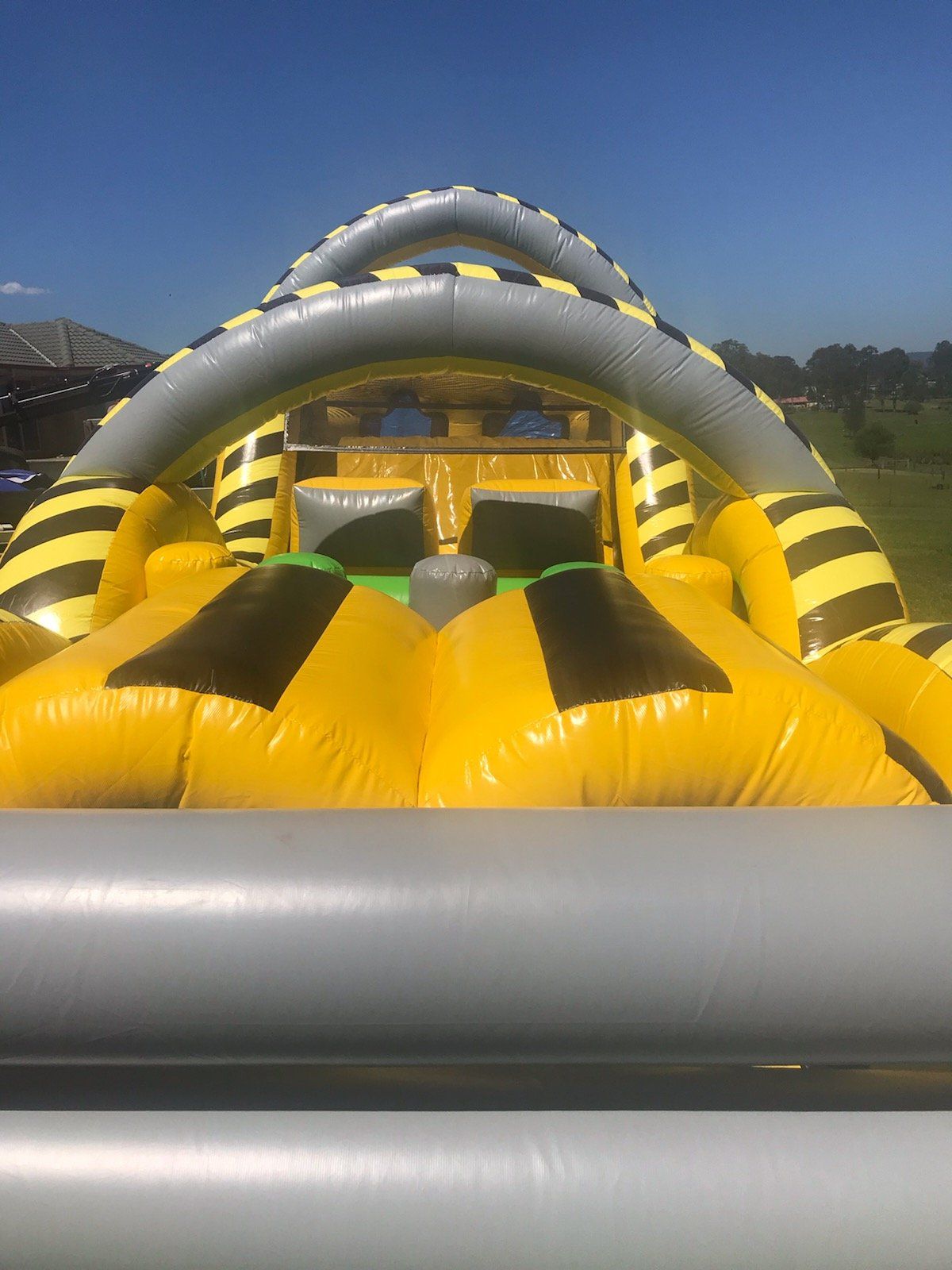Atomic Rush Obstacle Course Hire
