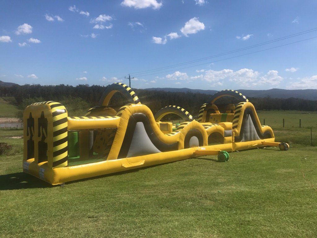 Atomic Rush Obstacle Course Hire