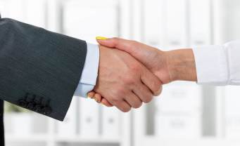 Handshake, KSK Insurance|Auto, Home & Business Insurance|Easthampton, MA 01027 Handshake, KSK Insurance|Auto, Home & Business Insurance|Easthampton, MA 01027