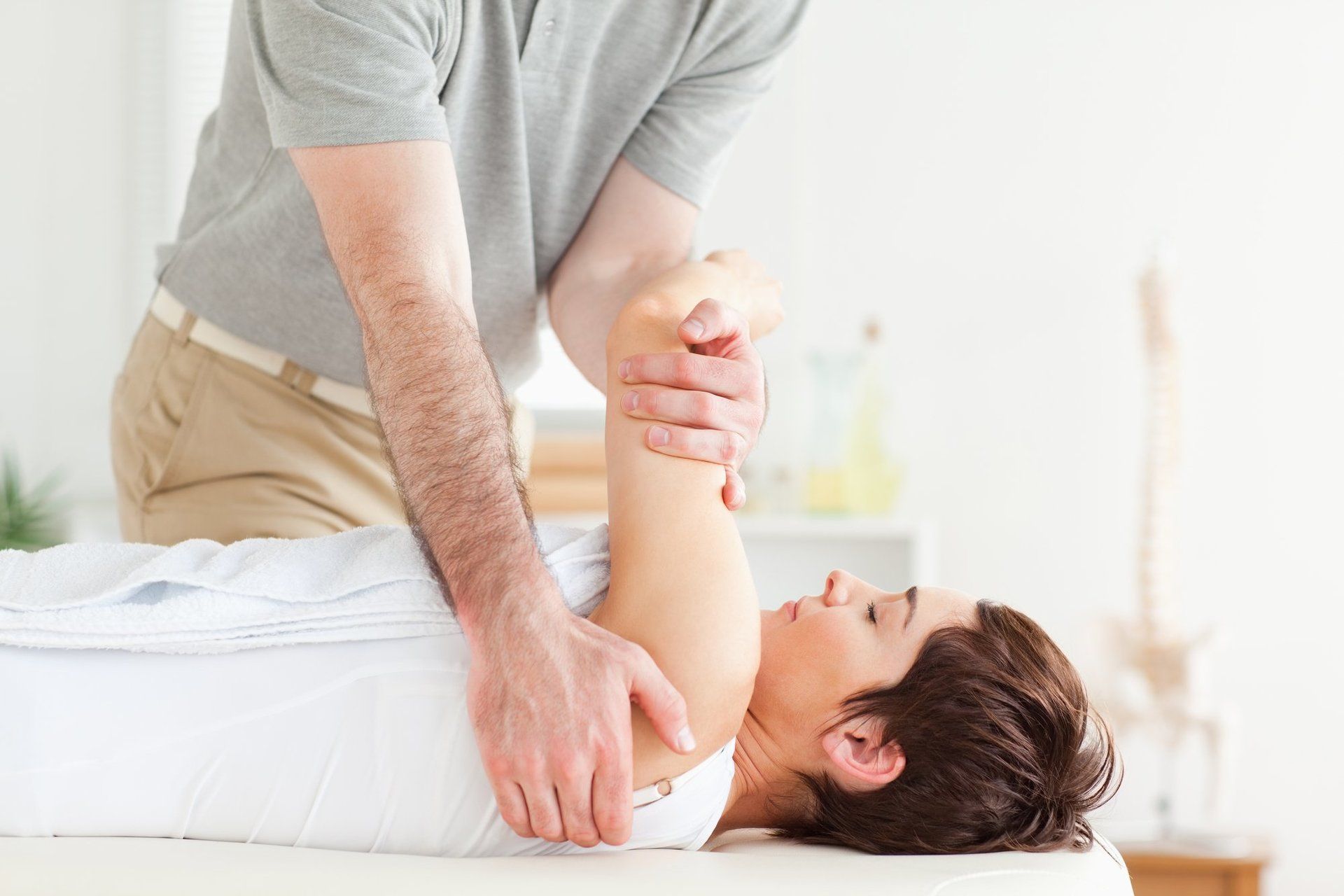 Spinal Decompression Therapy in Fresno, CA | Structures Health by Dr. Jeffrey Stoltenberg