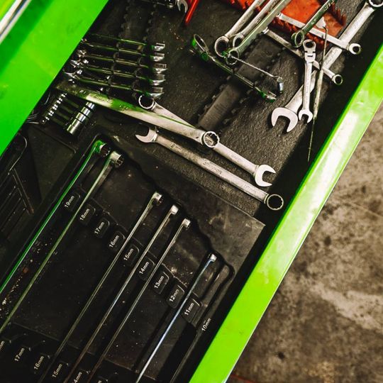 Highly Rated Mechanic — Mechanic Tools in Rolling Meadows, IL Highly Rated Mechanic — Mechanic Tools in Rolling Meadows, IL