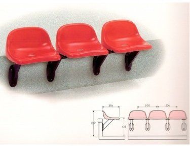 Confort stadium seat on cantilever mount