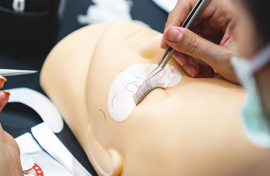 Tuition — Close Up Training for Permanent Eyelash Extension in Waterbury, CT Tuition — Close Up Training for Permanent Eyelash Extension in Waterbury, CT