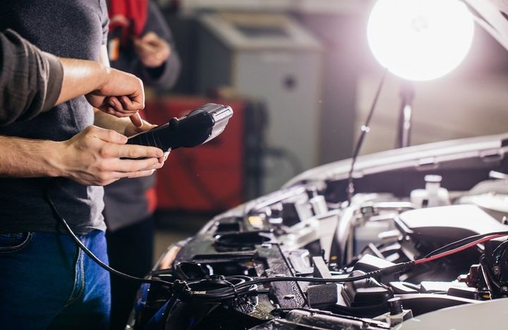 Diagnosi elettronica auto