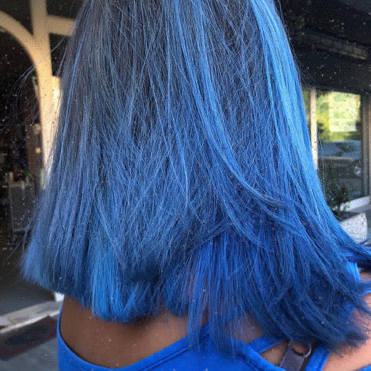 Capelli blu notte