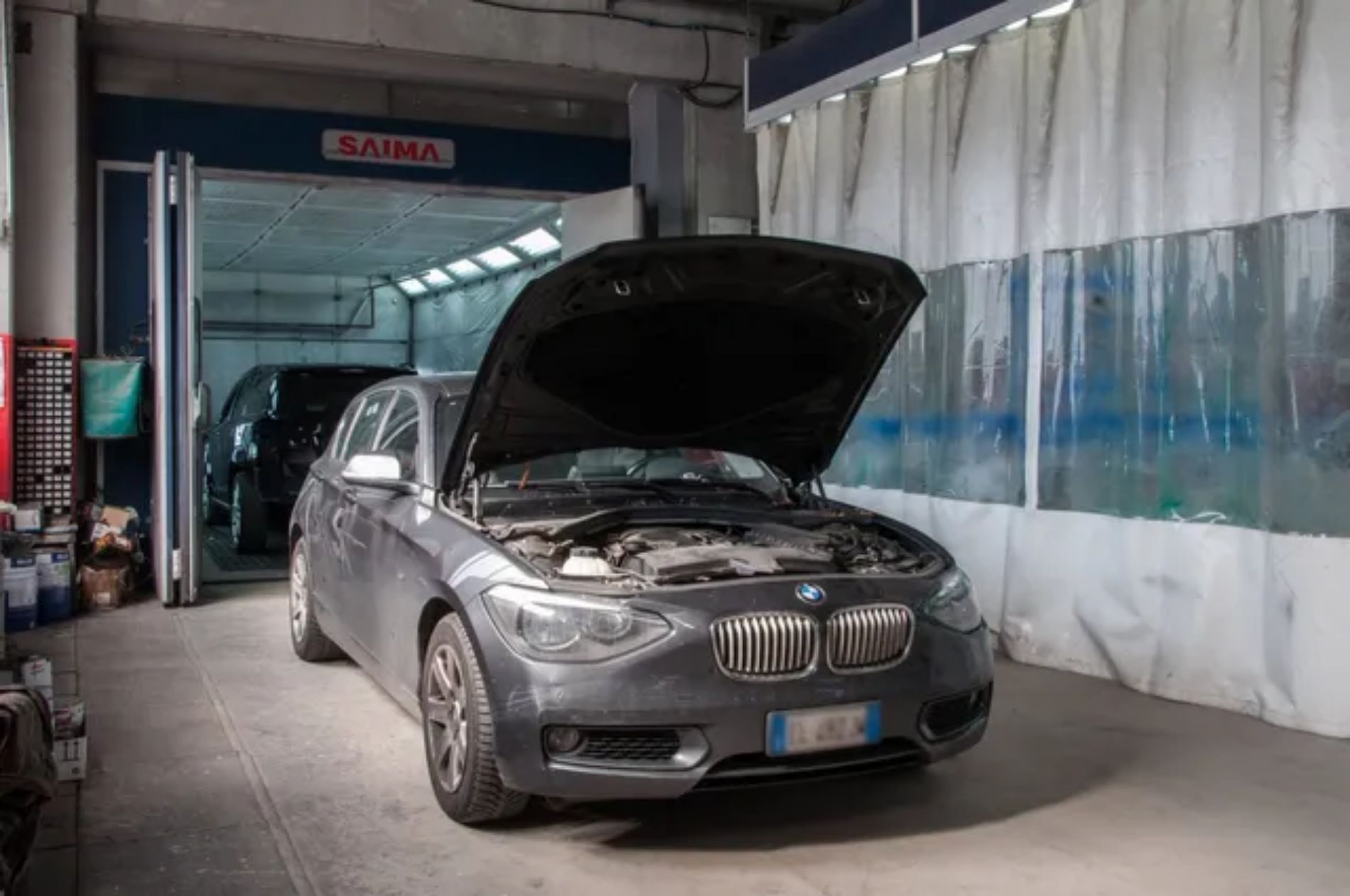 bmw pronta per essere verniciata