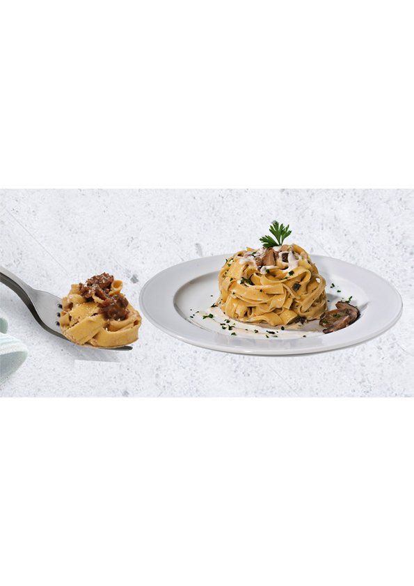 FETTUCINE AI FUNGHI PORCINI