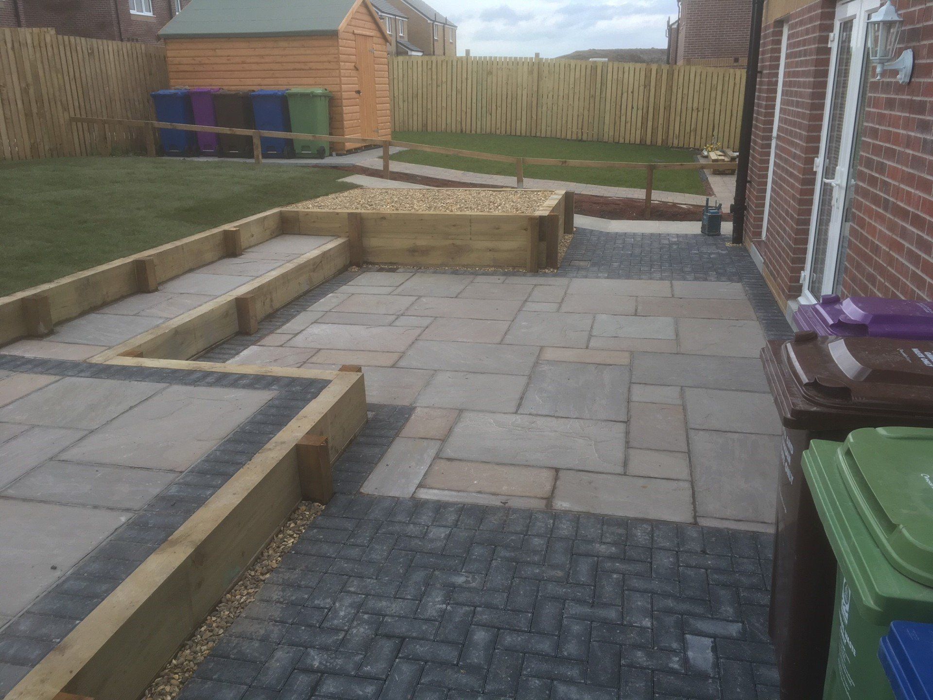 Coombie garden design project picture 3