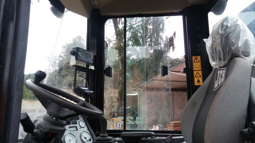 balança para pá carregadeira, sistema de pesagem para pá carregadeira, balanças r&r, balança embarcada para pá carregadeira, balança para máquina pá carregadeira