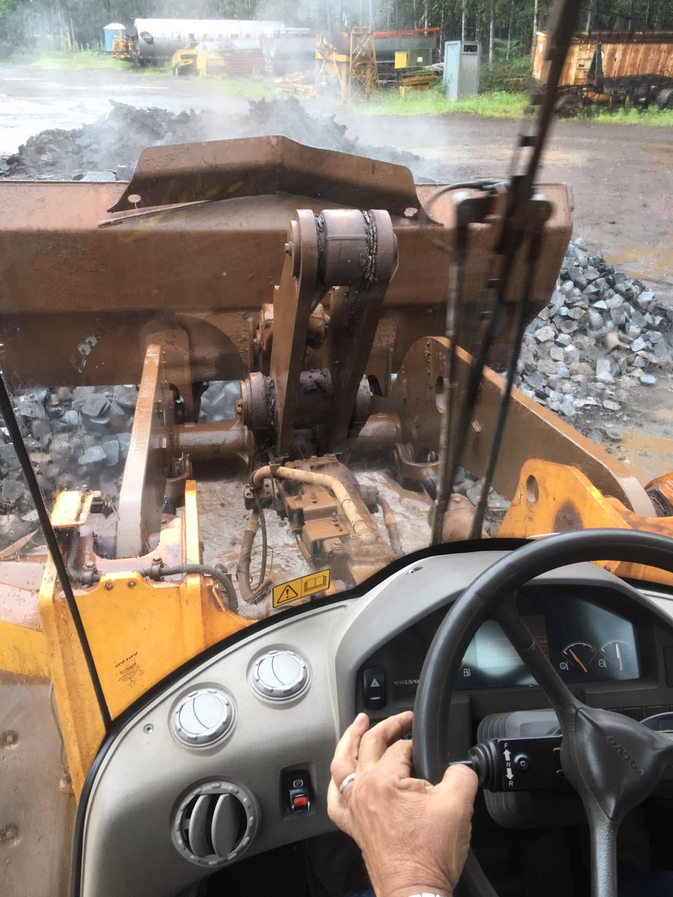balança para pá carregadeira, balança pá carregadeira, balança eletrônica pá carregadeira, balança embarcada pá carregadeira, balança na pá carregadeira, balanças r&r, balança loader, gelth, balança gelth, marpress, balanças marpress, marpress loadrite, loadrite, vei, preço balança pá carregadeira, balança carregadeira pá