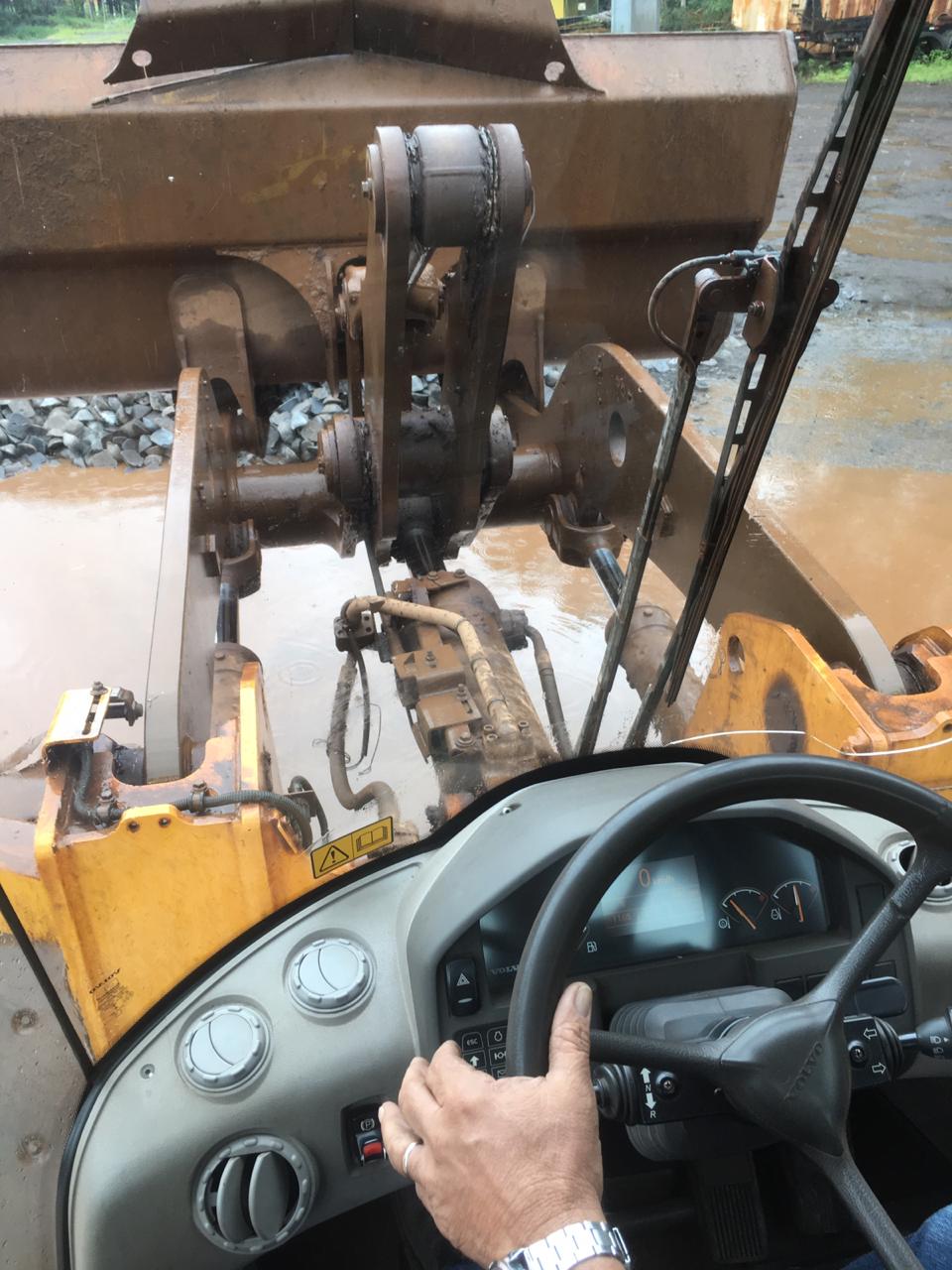 balança para pá carregadeira, balança pá carregadeira, balança eletrônica pá carregadeira, balança embarcada pá carregadeira, balança na pá carregadeira, balanças r&r, balança loader, gelth, balança gelth, marpress, balanças marpress, marpress loadrite, loadrite, vei, preço balança pá carregadeira, balança carregadeira pá