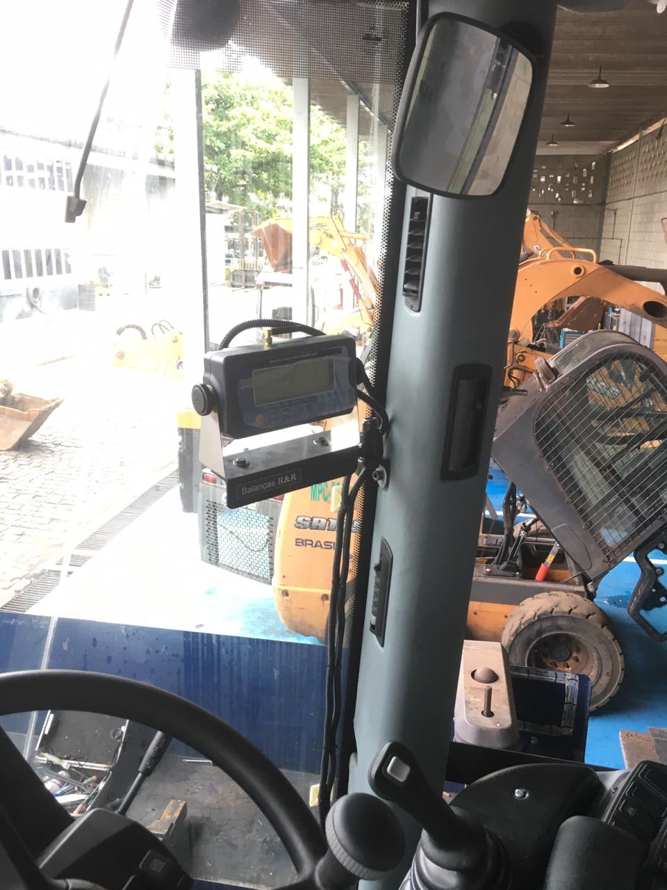 balança para pá carregadeira, balança pá carregadeira, balança eletrônica pá carregadeira, balança embarcada pá carregadeira, balança na pá carregadeira, balanças r&r, balança loader, gelth, balança gelth, marpress, balanças marpress, marpress loadrite, loadrite, vei, preço balança pá carregadeira, balança carregadeira pá