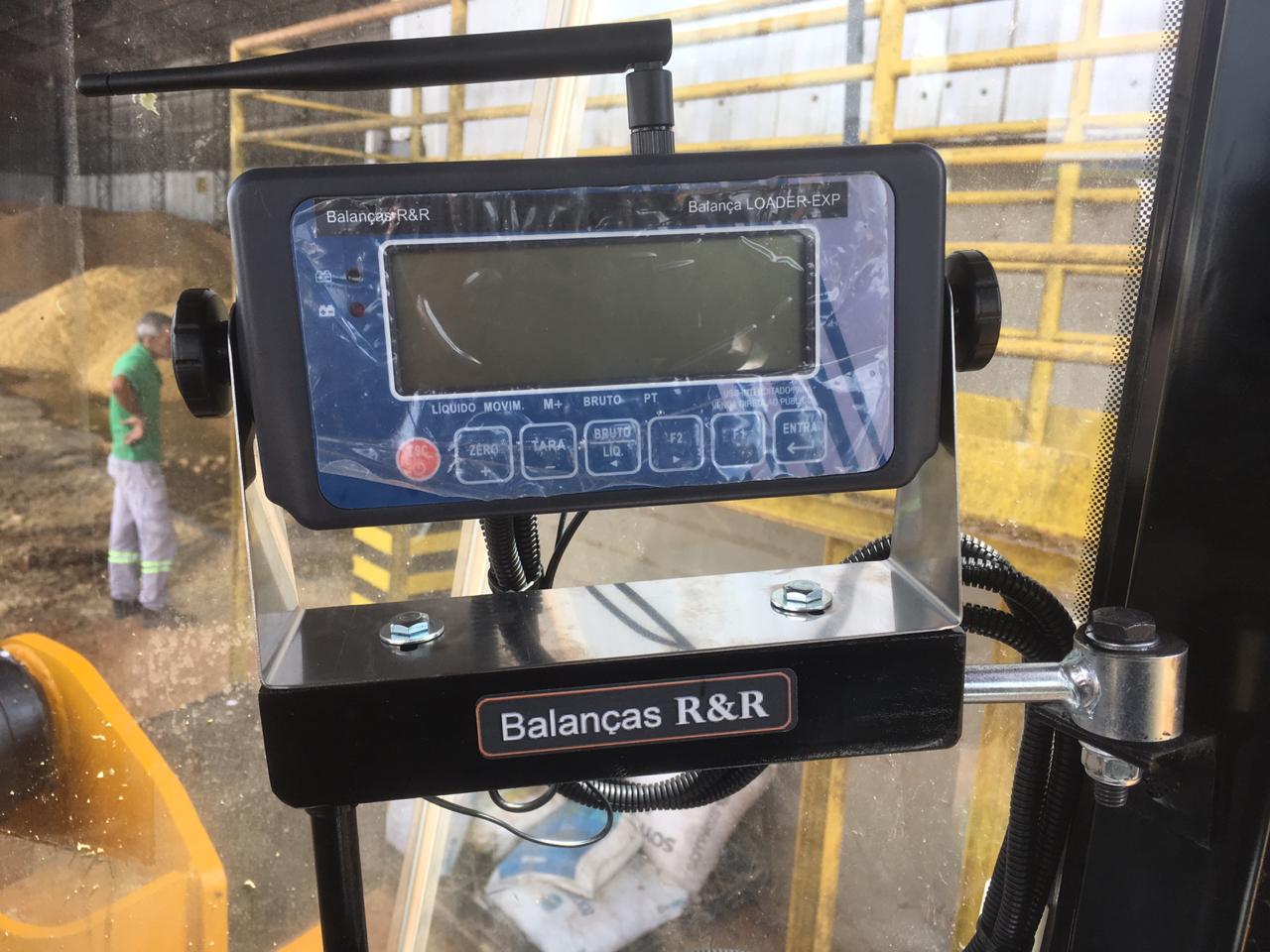 balança para pá carregadeira, sistema de pesagem para pá carregadeira, balanças r&r, balança embarcada para pá carregadeira, balança para máquina pá carregadeira