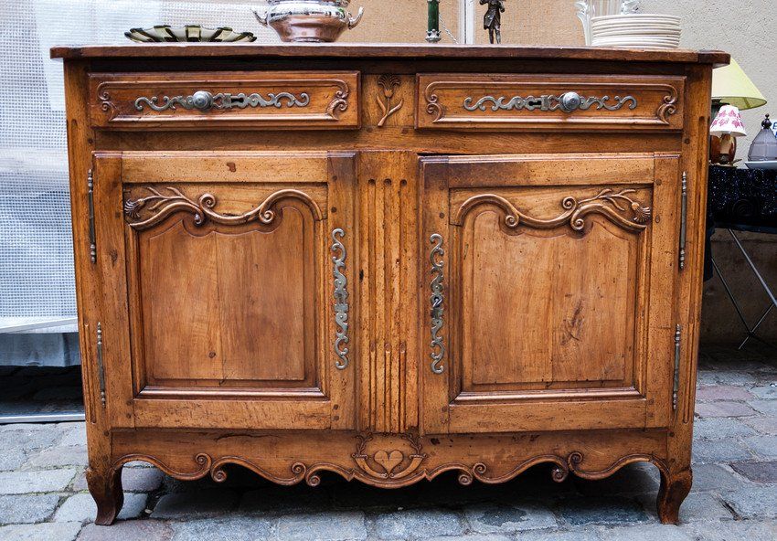 T.J Cuthill French Polishing's furniture work 6