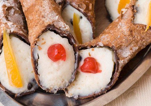 cannoli siciliani con candito