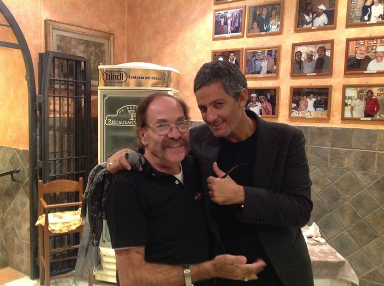 proprietario di ristorante con Fiorello