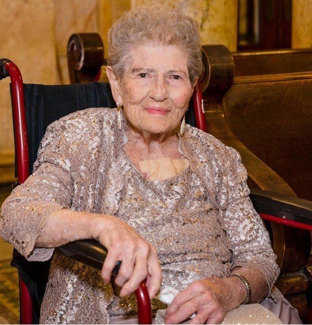 Carrozza — Philadelphia, PA — Grasso Funeral Home