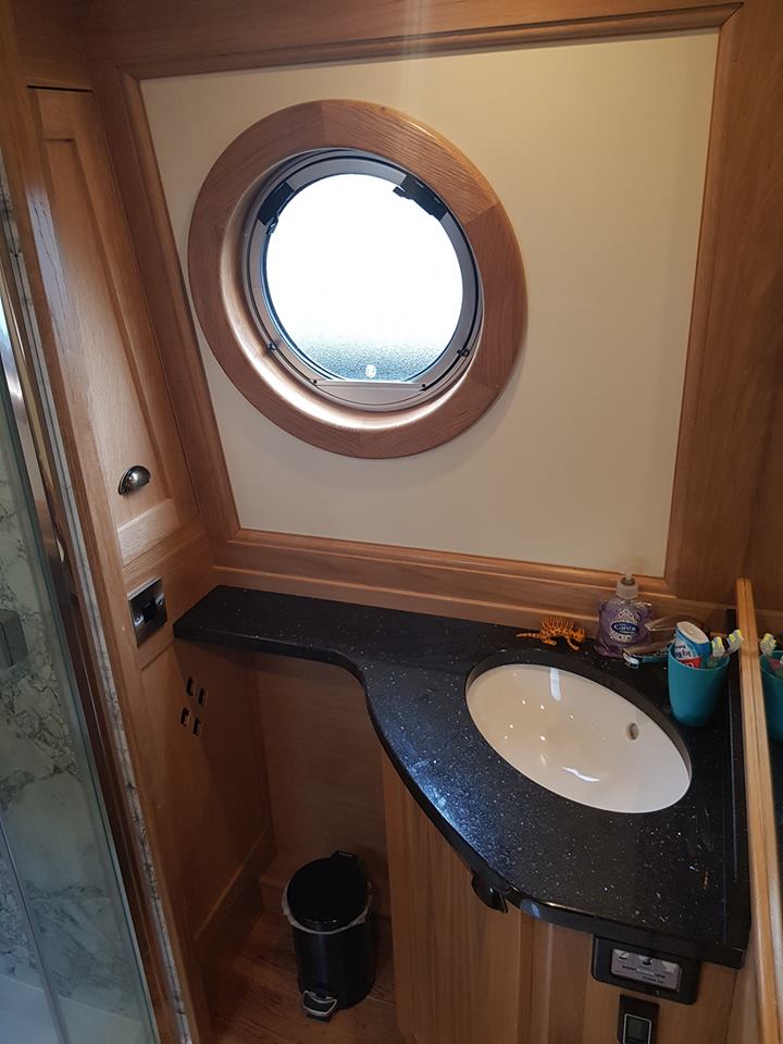 Aqua Duck bathroom
