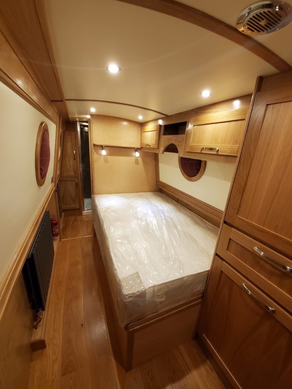 Boarders Borders bedroom