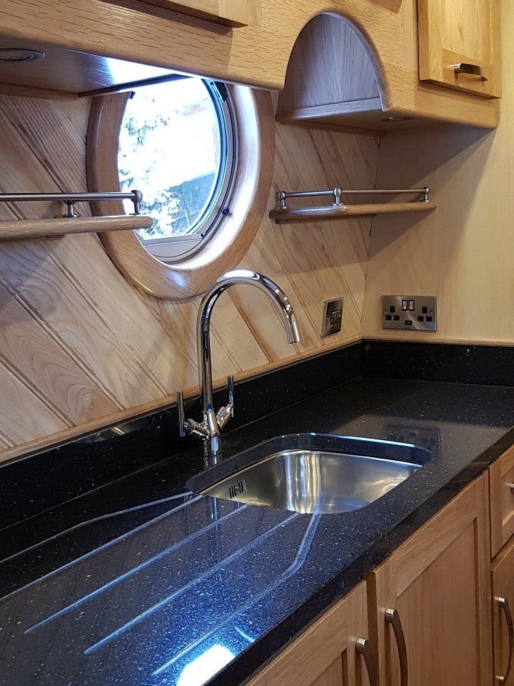 Crossmead kitchen