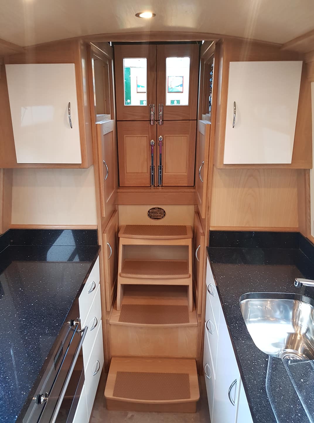 Serenity access to stern deck