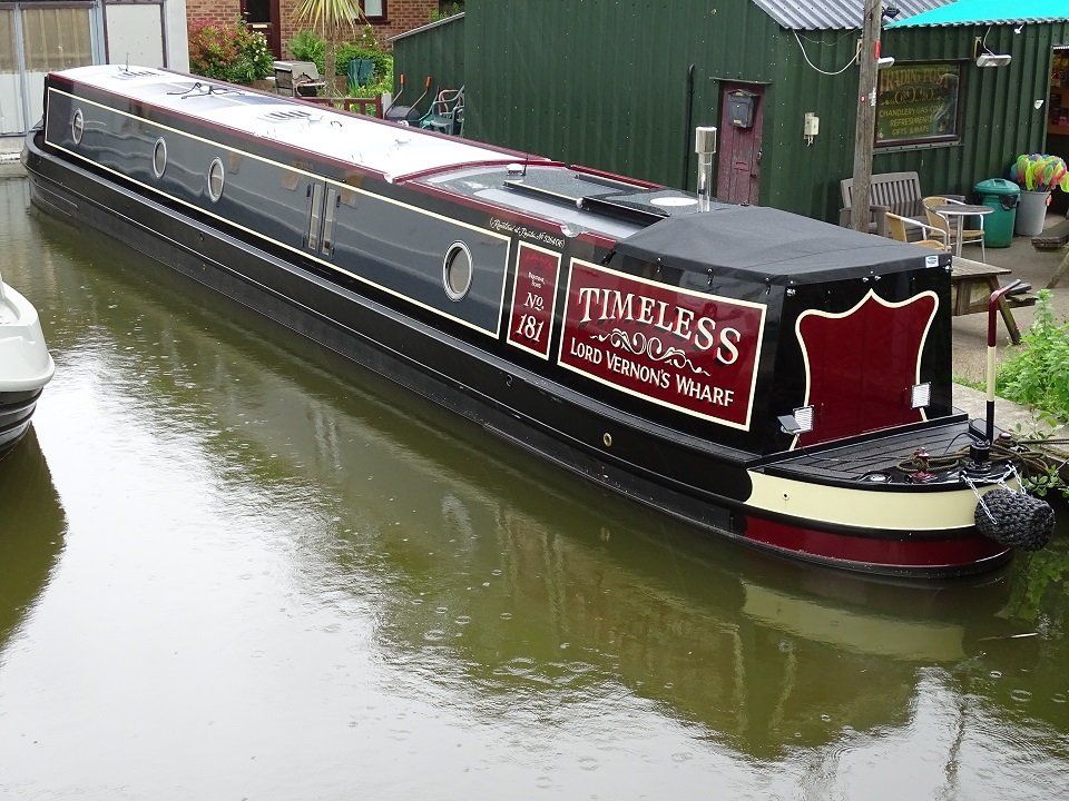 Narrowboat Timeless No.181 by Braidbar Boats